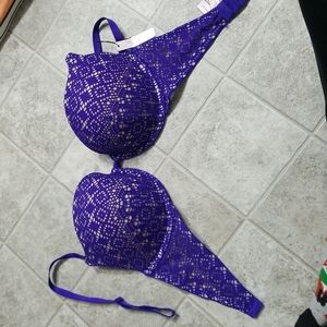 Victoria secret bra 34DD